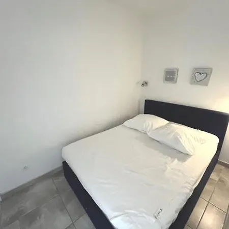 Apartman L'amelie Clim Wifi Proche